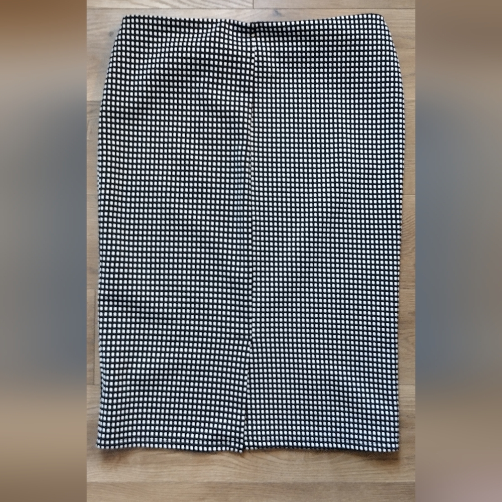 Old Navy LG Women's Skirt